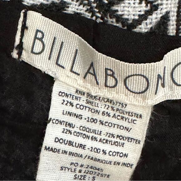 Billabong Black & White Textured Aztec Print High Waist Shorts Size Small - Picture 9 of 13